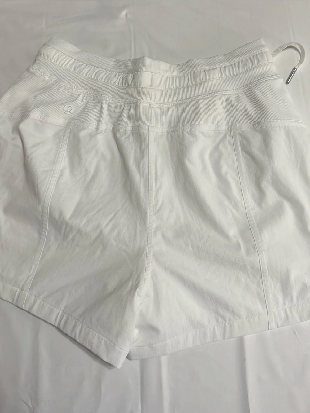 lululemon athletica White Drawstring Athletic Shorts size 4